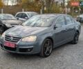 Серый Фольксваген Джетта, объемом двигателя 1.6 л и пробегом 228 тыс. км за 6450 $, фото 1 на Automoto.ua