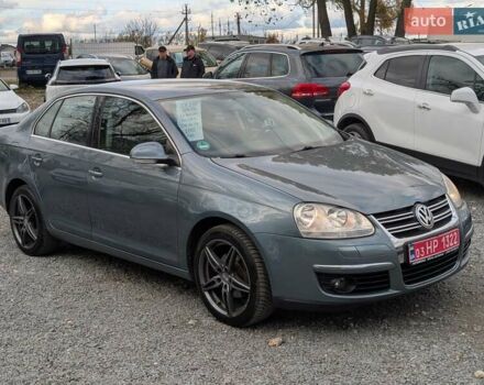 Серый Фольксваген Джетта, объемом двигателя 1.6 л и пробегом 228 тыс. км за 6450 $, фото 6 на Automoto.ua