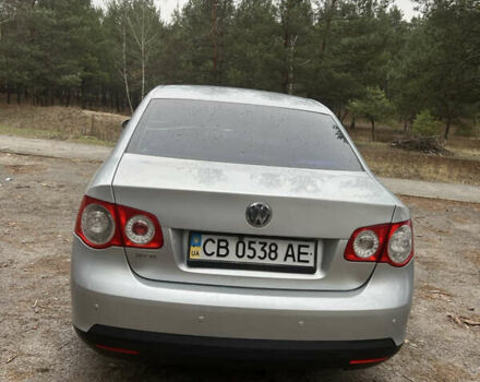 Сірий Фольксваген Джетта, об'ємом двигуна 1.6 л та пробігом 179 тис. км за 4000 $, фото 1 на Automoto.ua