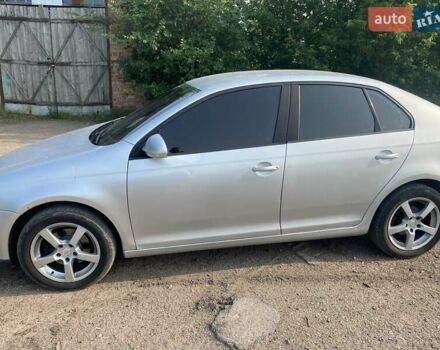 Серый Фольксваген Джетта, объемом двигателя 1.6 л и пробегом 193 тыс. км за 6200 $, фото 5 на Automoto.ua