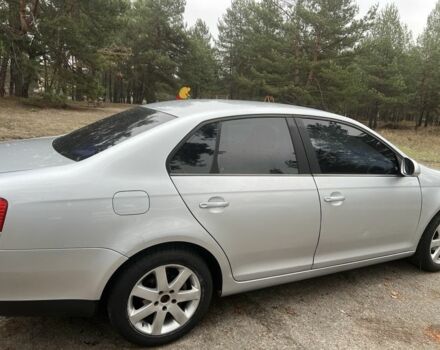 Сірий Фольксваген Джетта, об'ємом двигуна 1.6 л та пробігом 179 тис. км за 4000 $, фото 1 на Automoto.ua