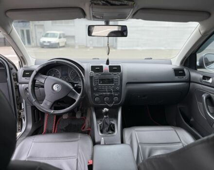 Серый Фольксваген Джетта, объемом двигателя 1.6 л и пробегом 266 тыс. км за 4199 $, фото 6 на Automoto.ua