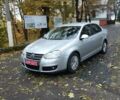 Серый Фольксваген Джетта, объемом двигателя 1.6 л и пробегом 184 тыс. км за 5899 $, фото 1 на Automoto.ua