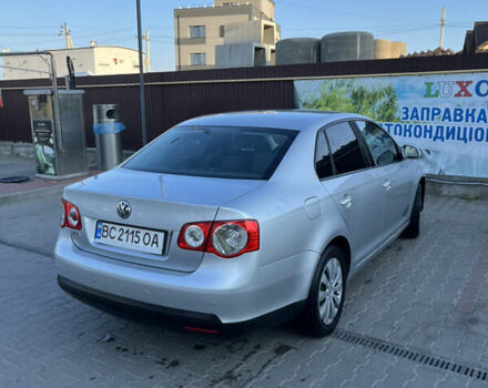 Серый Фольксваген Джетта, объемом двигателя 1.6 л и пробегом 290 тыс. км за 4700 $, фото 6 на Automoto.ua