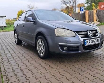 Серый Фольксваген Джетта, объемом двигателя 1.6 л и пробегом 199 тыс. км за 6700 $, фото 1 на Automoto.ua