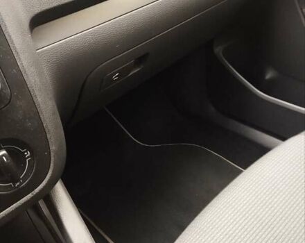 Серый Фольксваген Джетта, объемом двигателя 1.6 л и пробегом 184 тыс. км за 5899 $, фото 38 на Automoto.ua