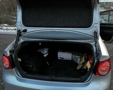 Сірий Фольксваген Джетта, об'ємом двигуна 1.6 л та пробігом 200 тис. км за 6000 $, фото 10 на Automoto.ua