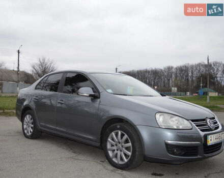 Сірий Фольксваген Джетта, об'ємом двигуна 1.6 л та пробігом 292 тис. км за 4700 $, фото 24 на Automoto.ua
