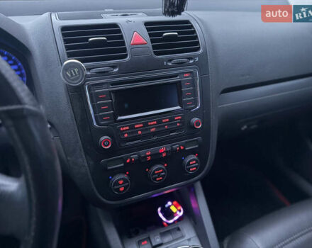 Серый Фольксваген Джетта, объемом двигателя 1.6 л и пробегом 250 тыс. км за 5750 $, фото 10 на Automoto.ua