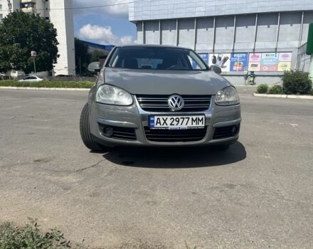 Серый Фольксваген Джетта, объемом двигателя 2 л и пробегом 296 тыс. км за 5700 $, фото 5 на Automoto.ua