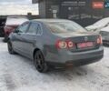 Сірий Фольксваген Джетта, об'ємом двигуна 1.6 л та пробігом 228 тис. км за 6450 $, фото 20 на Automoto.ua