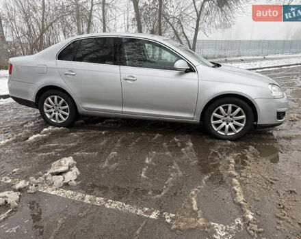 Сірий Фольксваген Джетта, об'ємом двигуна 1.6 л та пробігом 256 тис. км за 7000 $, фото 12 на Automoto.ua