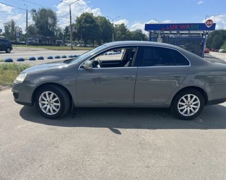 Серый Фольксваген Джетта, объемом двигателя 2 л и пробегом 296 тыс. км за 5700 $, фото 1 на Automoto.ua