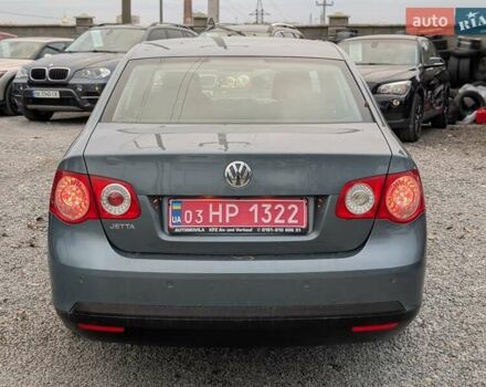 Серый Фольксваген Джетта, объемом двигателя 1.6 л и пробегом 228 тыс. км за 6450 $, фото 17 на Automoto.ua