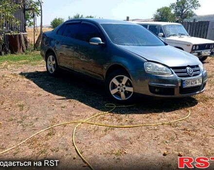 Сірий Фольксваген Джетта, об'ємом двигуна 1.6 л та пробігом 187 тис. км за 5200 $, фото 1 на Automoto.ua