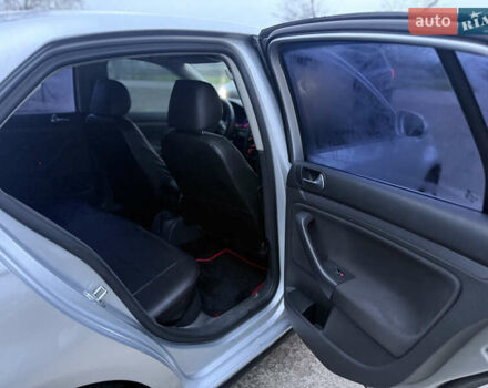 Серый Фольксваген Джетта, объемом двигателя 1.6 л и пробегом 250 тыс. км за 5750 $, фото 12 на Automoto.ua