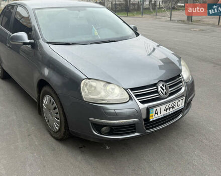 Сірий Фольксваген Джетта, об'ємом двигуна 1.6 л та пробігом 292 тис. км за 4700 $, фото 5 на Automoto.ua