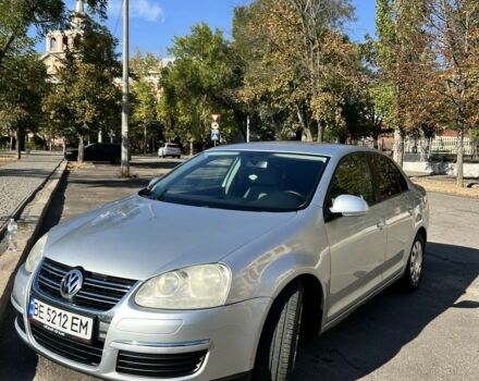 Серый Фольксваген Джетта, объемом двигателя 1.6 л и пробегом 188 тыс. км за 5100 $, фото 2 на Automoto.ua