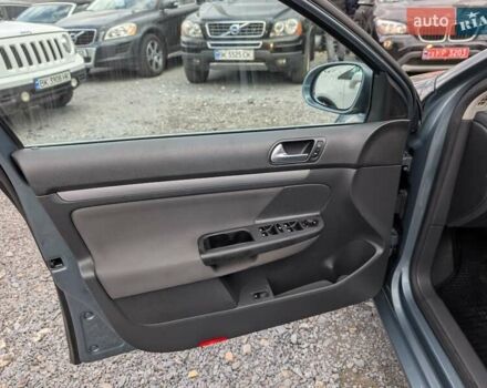 Серый Фольксваген Джетта, объемом двигателя 1.6 л и пробегом 228 тыс. км за 6450 $, фото 23 на Automoto.ua