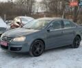 Сірий Фольксваген Джетта, об'ємом двигуна 1.6 л та пробігом 228 тис. км за 6450 $, фото 3 на Automoto.ua