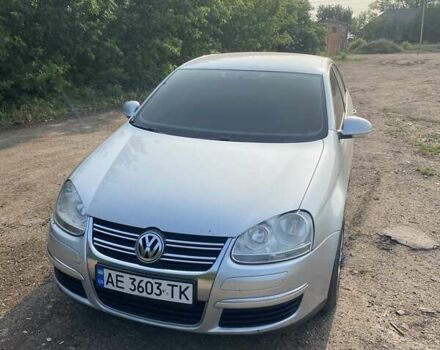 Серый Фольксваген Джетта, объемом двигателя 1.6 л и пробегом 193 тыс. км за 6200 $, фото 3 на Automoto.ua