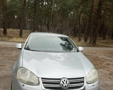 Сірий Фольксваген Джетта, об'ємом двигуна 1.6 л та пробігом 179 тис. км за 4000 $, фото 3 на Automoto.ua