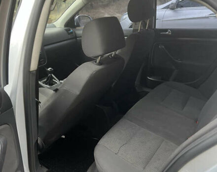 Сірий Фольксваген Джетта, об'ємом двигуна 1.6 л та пробігом 179 тис. км за 4000 $, фото 5 на Automoto.ua