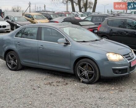 Серый Фольксваген Джетта, объемом двигателя 1.6 л и пробегом 228 тыс. км за 6450 $, фото 10 на Automoto.ua
