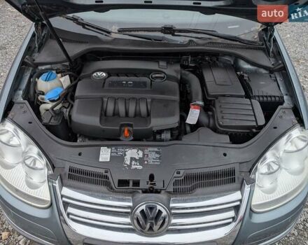 Серый Фольксваген Джетта, объемом двигателя 1.6 л и пробегом 228 тыс. км за 6450 $, фото 49 на Automoto.ua