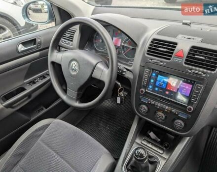 Серый Фольксваген Джетта, объемом двигателя 1.6 л и пробегом 228 тыс. км за 6450 $, фото 44 на Automoto.ua