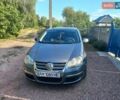 Сірий Фольксваген Джетта, об'ємом двигуна 1.6 л та пробігом 298 тис. км за 5600 $, фото 1 на Automoto.ua