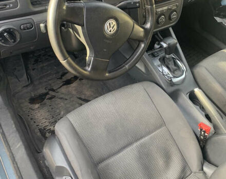 Серый Фольксваген Джетта, объемом двигателя 1.6 л и пробегом 400 тыс. км за 5500 $, фото 9 на Automoto.ua