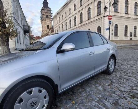 Серый Фольксваген Джетта, объемом двигателя 1.6 л и пробегом 289 тыс. км за 4799 $, фото 6 на Automoto.ua