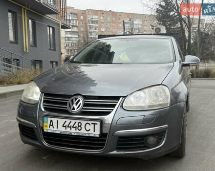 Сірий Фольксваген Джетта, об'ємом двигуна 1.6 л та пробігом 292 тис. км за 4700 $, фото 4 на Automoto.ua