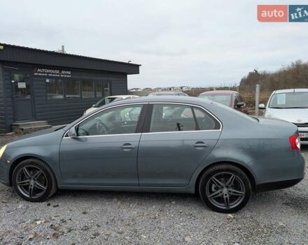 Серый Фольксваген Джетта, объемом двигателя 1.6 л и пробегом 228 тыс. км за 6450 $, фото 23 на Automoto.ua