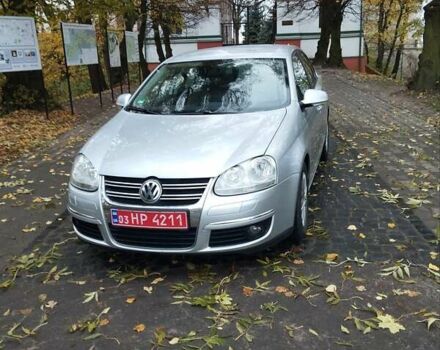 Серый Фольксваген Джетта, объемом двигателя 1.6 л и пробегом 184 тыс. км за 5899 $, фото 2 на Automoto.ua