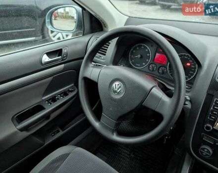 Серый Фольксваген Джетта, объемом двигателя 1.6 л и пробегом 228 тыс. км за 6450 $, фото 45 на Automoto.ua