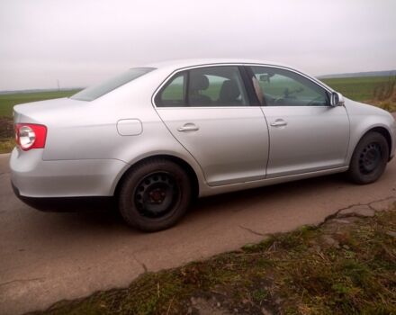 Серый Фольксваген Джетта, объемом двигателя 1.6 л и пробегом 260 тыс. км за 5100 $, фото 1 на Automoto.ua