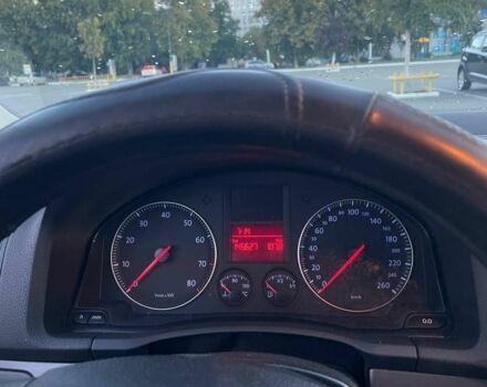 Серый Фольксваген Джетта, объемом двигателя 1.6 л и пробегом 150 тыс. км за 5500 $, фото 6 на Automoto.ua