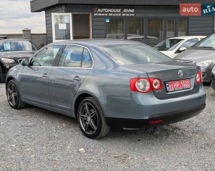 Серый Фольксваген Джетта, объемом двигателя 1.6 л и пробегом 228 тыс. км за 6450 $, фото 18 на Automoto.ua