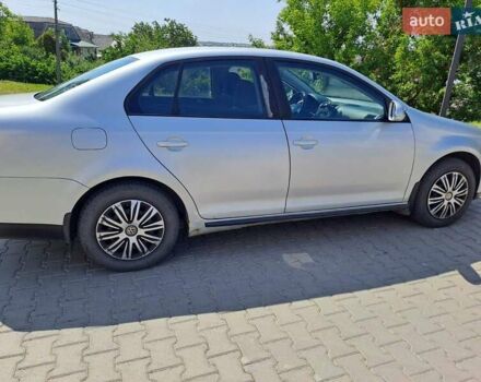 Серый Фольксваген Джетта, объемом двигателя 1.6 л и пробегом 230 тыс. км за 4999 $, фото 11 на Automoto.ua