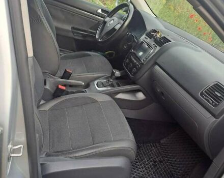 Серый Фольксваген Джетта, объемом двигателя 1.6 л и пробегом 230 тыс. км за 4999 $, фото 13 на Automoto.ua