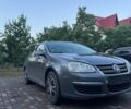 Сірий Фольксваген Джетта, об'ємом двигуна 1.6 л та пробігом 274 тис. км за 6000 $, фото 1 на Automoto.ua