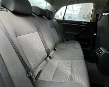 Серый Фольксваген Джетта, объемом двигателя 1.6 л и пробегом 327 тыс. км за 5300 $, фото 10 на Automoto.ua