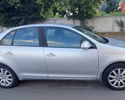 Серый Фольксваген Джетта, объемом двигателя 1.6 л и пробегом 360 тыс. км за 5800 $, фото 4 на Automoto.ua