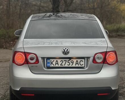 Серый Фольксваген Джетта, объемом двигателя 1.6 л и пробегом 240 тыс. км за 4400 $, фото 3 на Automoto.ua