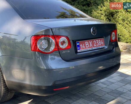 Серый Фольксваген Джетта, объемом двигателя 1.4 л и пробегом 201 тыс. км за 6350 $, фото 8 на Automoto.ua