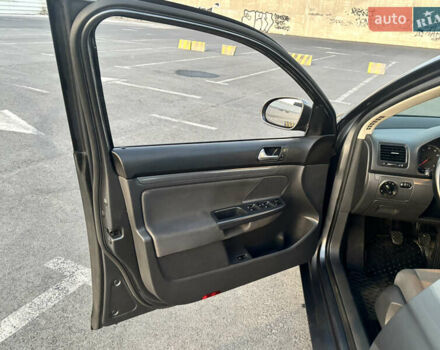 Серый Фольксваген Джетта, объемом двигателя 1.6 л и пробегом 250 тыс. км за 6900 $, фото 14 на Automoto.ua