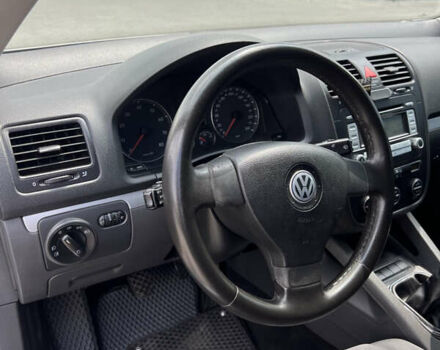 Серый Фольксваген Джетта, объемом двигателя 1.4 л и пробегом 218 тыс. км за 5500 $, фото 10 на Automoto.ua