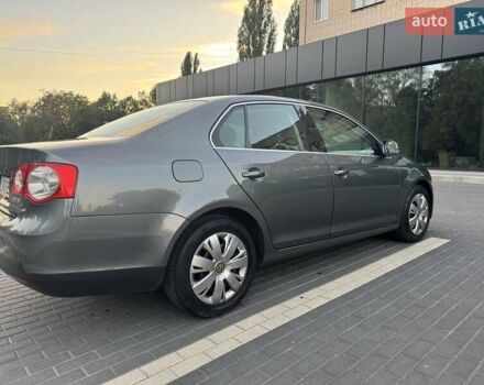 Серый Фольксваген Джетта, объемом двигателя 2 л и пробегом 237 тыс. км за 7300 $, фото 10 на Automoto.ua